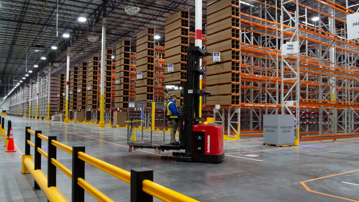 what are amazon peak season fulfillment fees 2025