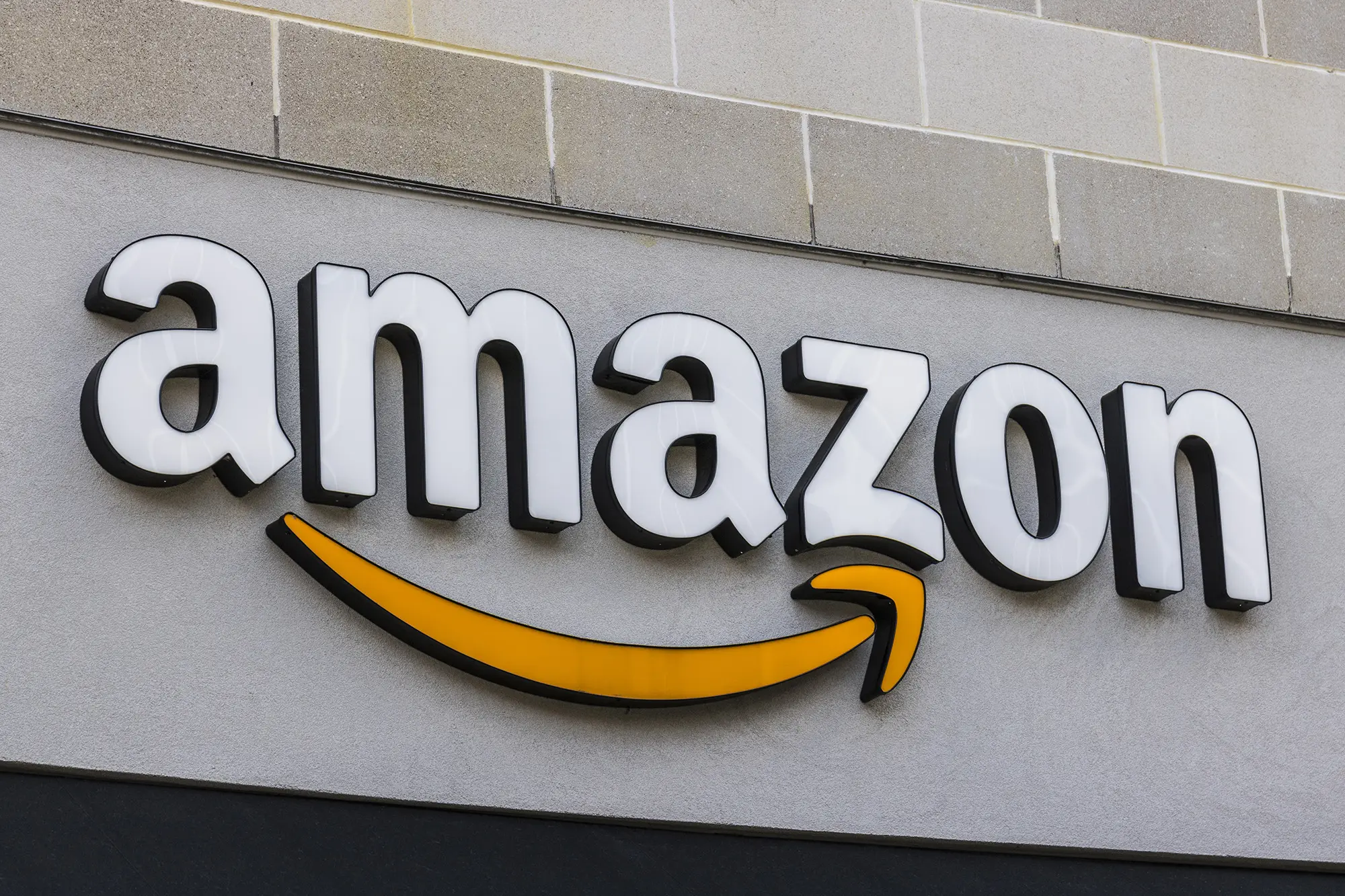 why amazon issues late refunds